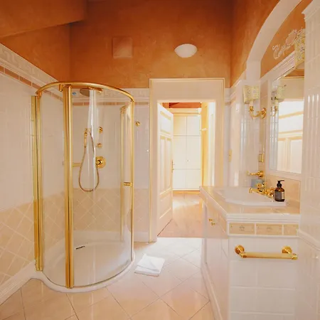 Gh Luxury Graz, Glockenspielplatz Грац
