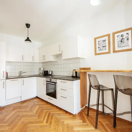 Gh Luxury Graz, Glockenspielplatz