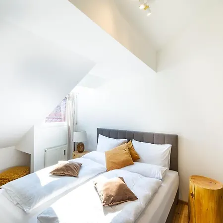 Am Glockenspielplatz Appartement Graz