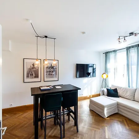 Am Glockenspielplatz Appartement *