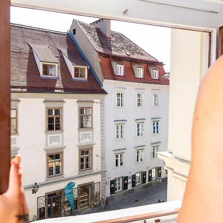 Am Glockenspielplatz Appartement *