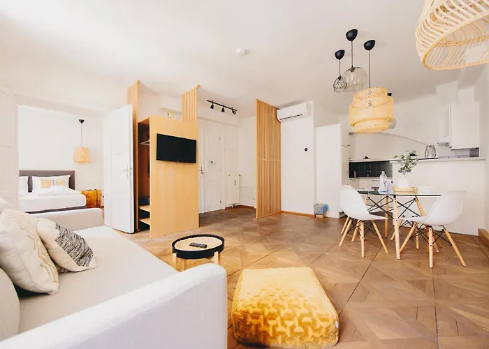 Gh Luxury Graz, Glockenspielplatz غراتس